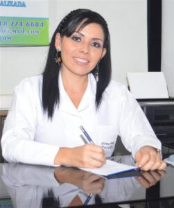 Dra. Leandra Lorena Prada Cruz