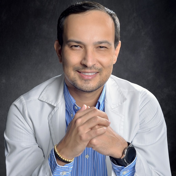 Dr. Oscar Morón Polo